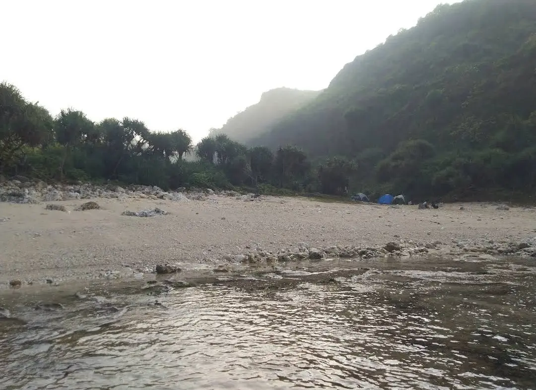 wisata pantai nglangkap gunungkidul