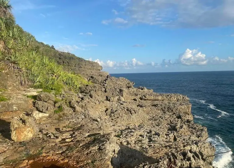 wisata pantai mbongsongan gunungkidul