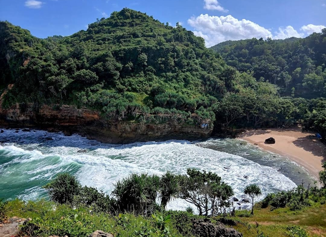 wisata pantai ngetun gunungkidul