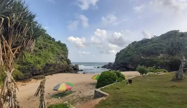 wisata pantai torohudan gunungkidul
